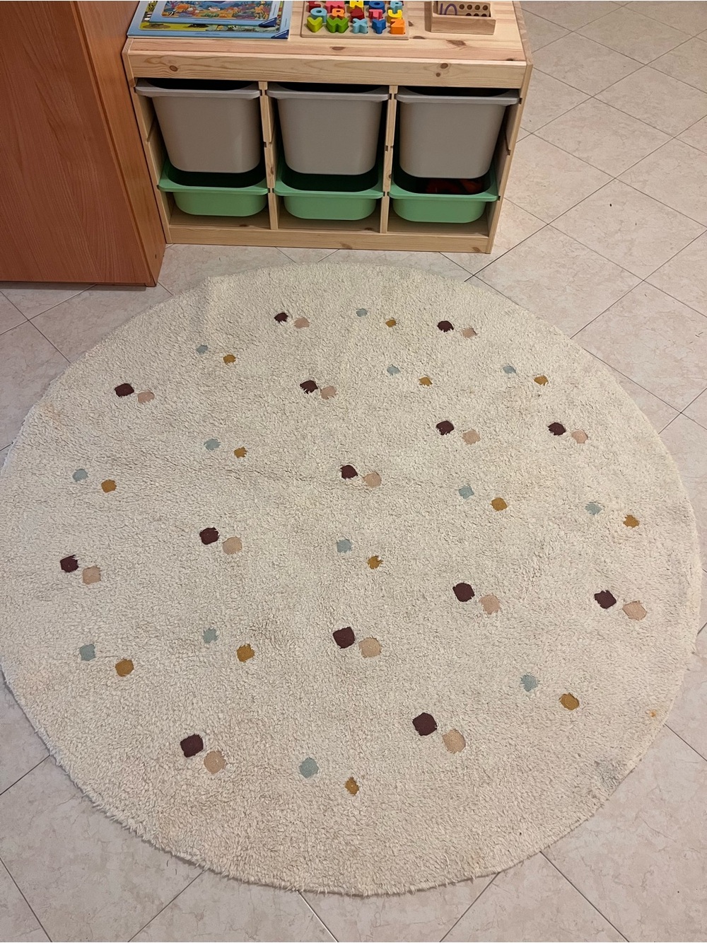 Zara kids Neutral Dot Round Bath Rug - Cream with Multicolor Dots